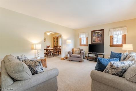 4512 Alpha Avenue Cleveland OH 44105