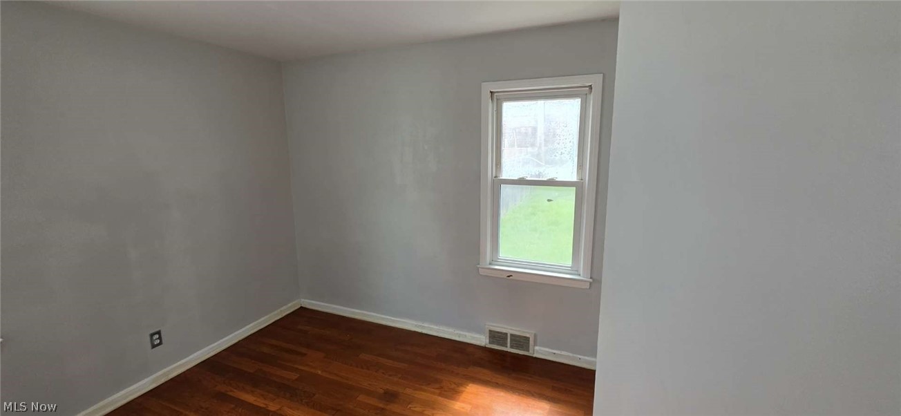 12304 Tonsing Drive Garfield Heights OH 44125