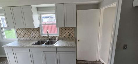 12304 Tonsing Drive Garfield Heights OH 44125