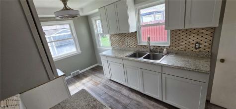 12304 Tonsing Drive Garfield Heights OH 44125