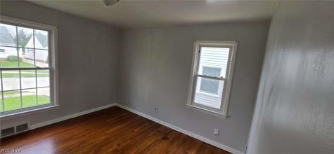 12304 Tonsing Drive Garfield Heights OH 44125