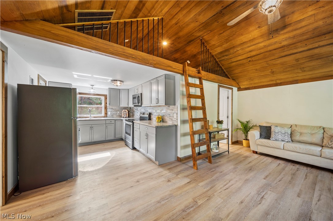 2526 Morningside Avenue Ashtabula OH 44004