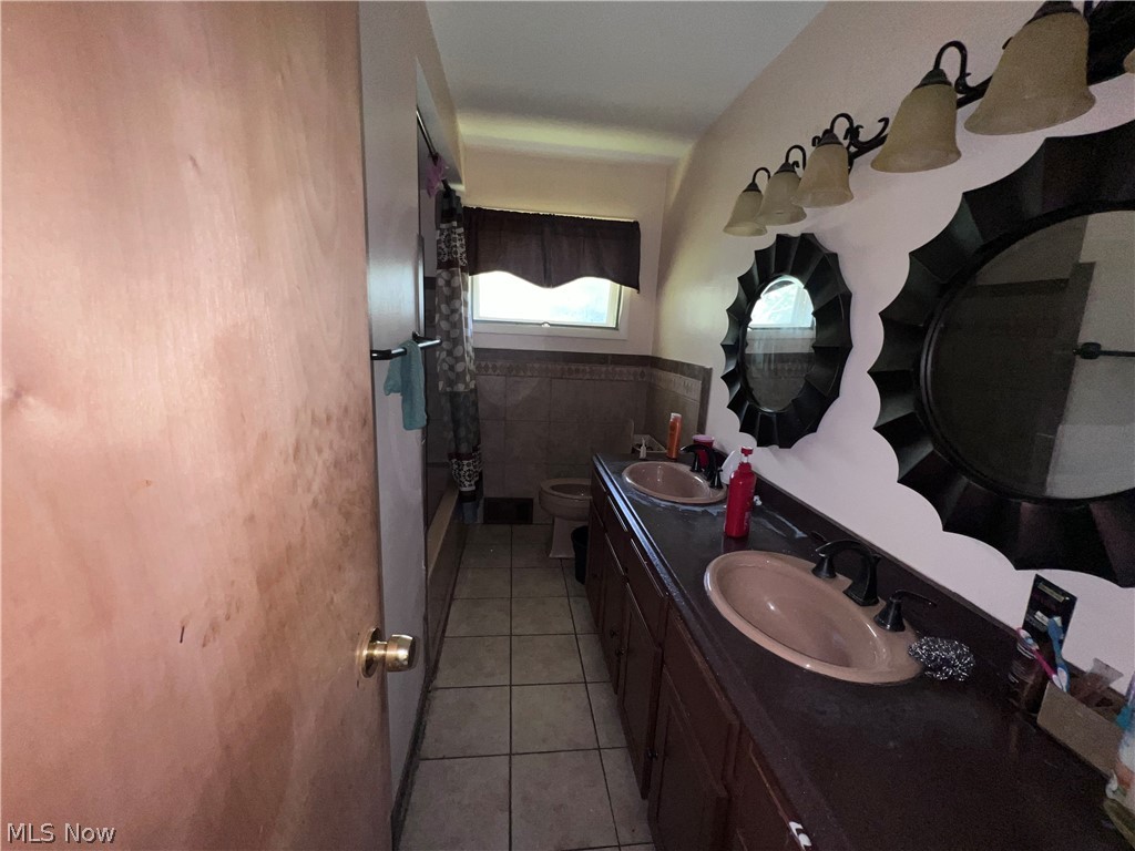 5415 Fairtree Road Bedford Heights OH 44146