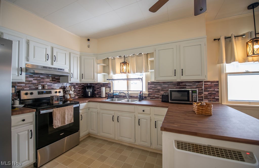 309 Donahey Avenue NE New Philadelphia OH 44663