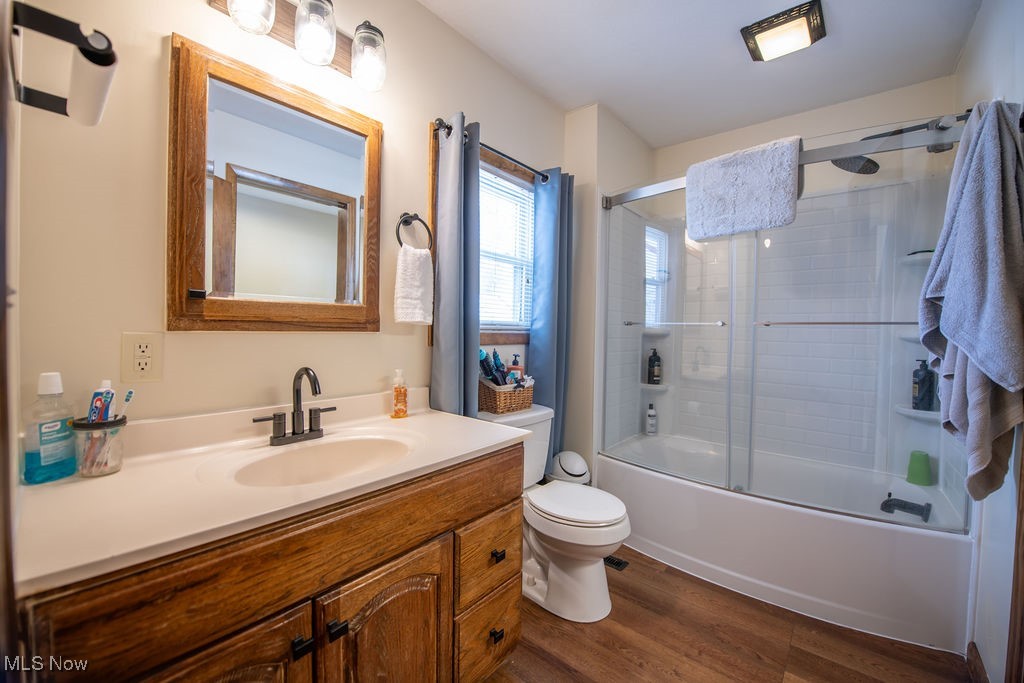 309 Donahey Avenue NE New Philadelphia OH 44663