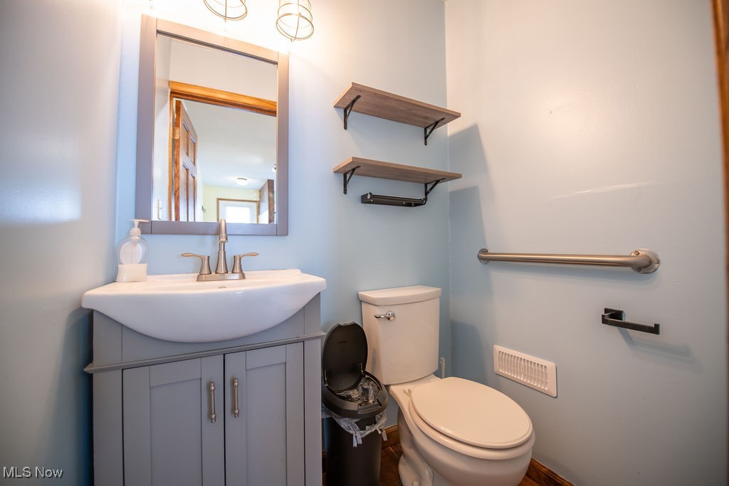309 Donahey Avenue NE New Philadelphia OH 44663