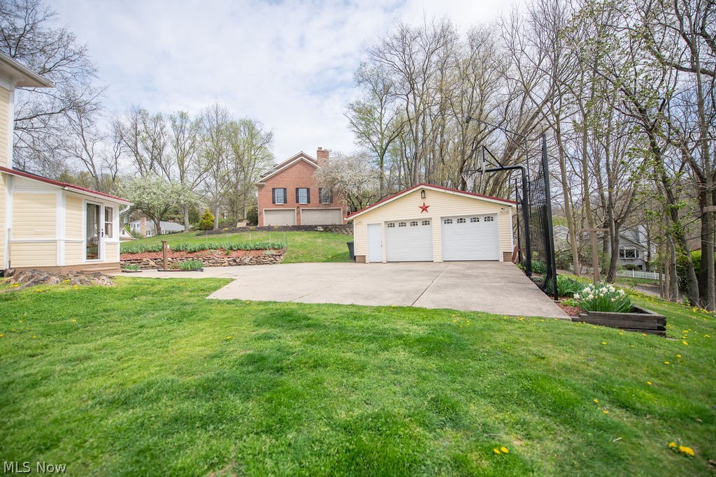 309 Donahey Avenue NE New Philadelphia OH 44663
