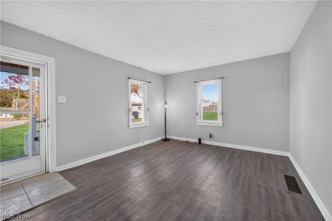 3790 Stump Avenue SW Massillon OH 44646