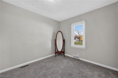 3790 Stump Avenue SW Massillon OH 44646