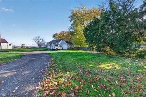 3790 Stump Avenue SW Massillon OH 44646