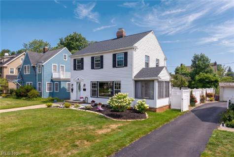 3326 Avalon Road Shaker Heights OH 44120