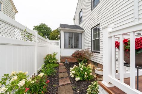 3326 Avalon Road Shaker Heights OH 44120