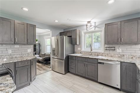 1969 Willowdale Drive Stow OH 44224