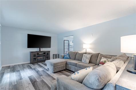 1969 Willowdale Drive Stow OH 44224