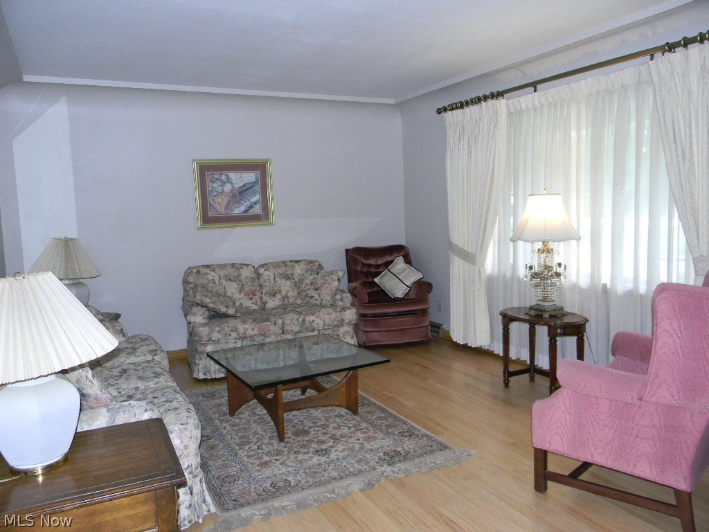 3066 Lynwood Drive NW Warren OH 44485