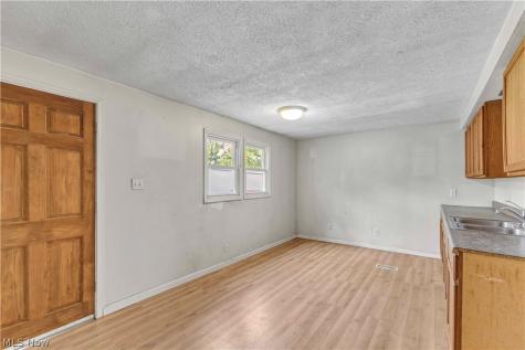 445 Morgan Court Lagrange OH 44050
