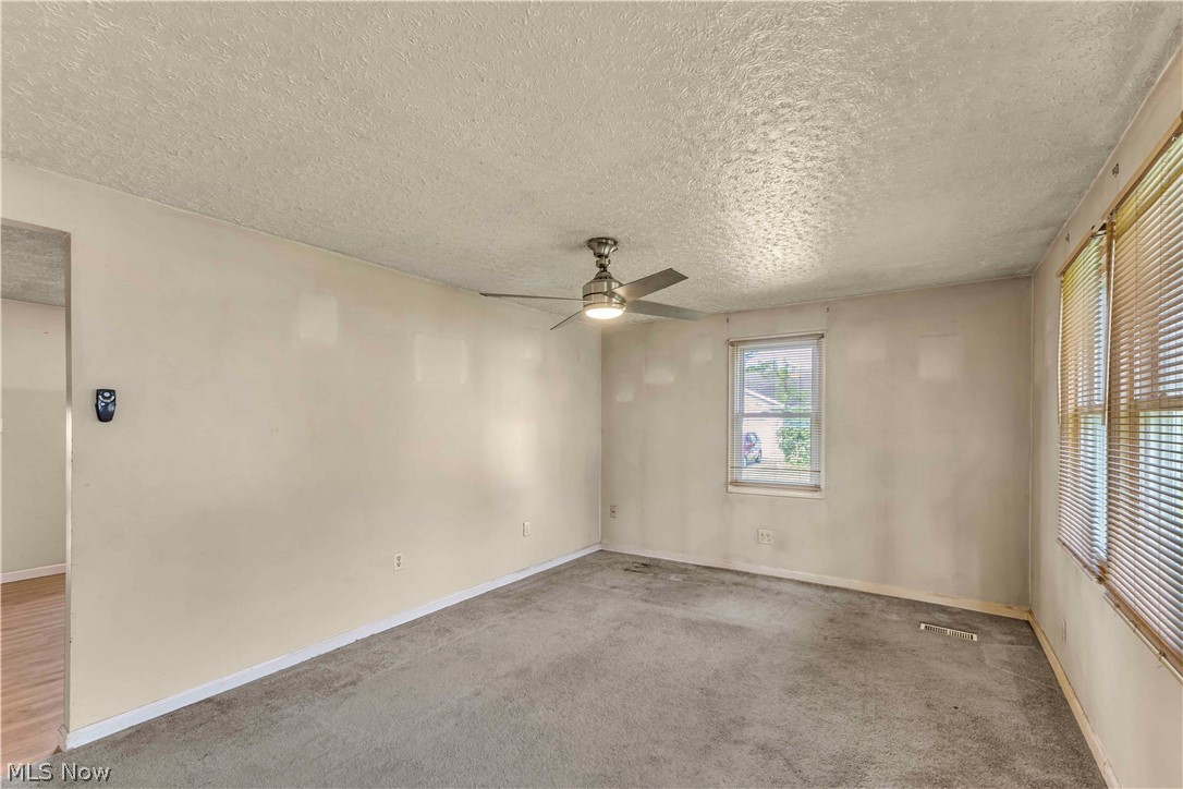 445 Morgan Court Lagrange OH 44050