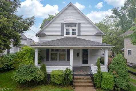 645 W Summit Street Alliance OH 44601