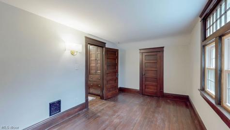 645 W Summit Street Alliance OH 44601