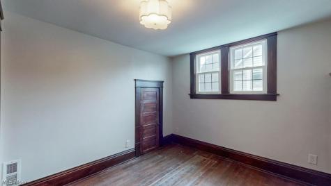 645 W Summit Street Alliance OH 44601