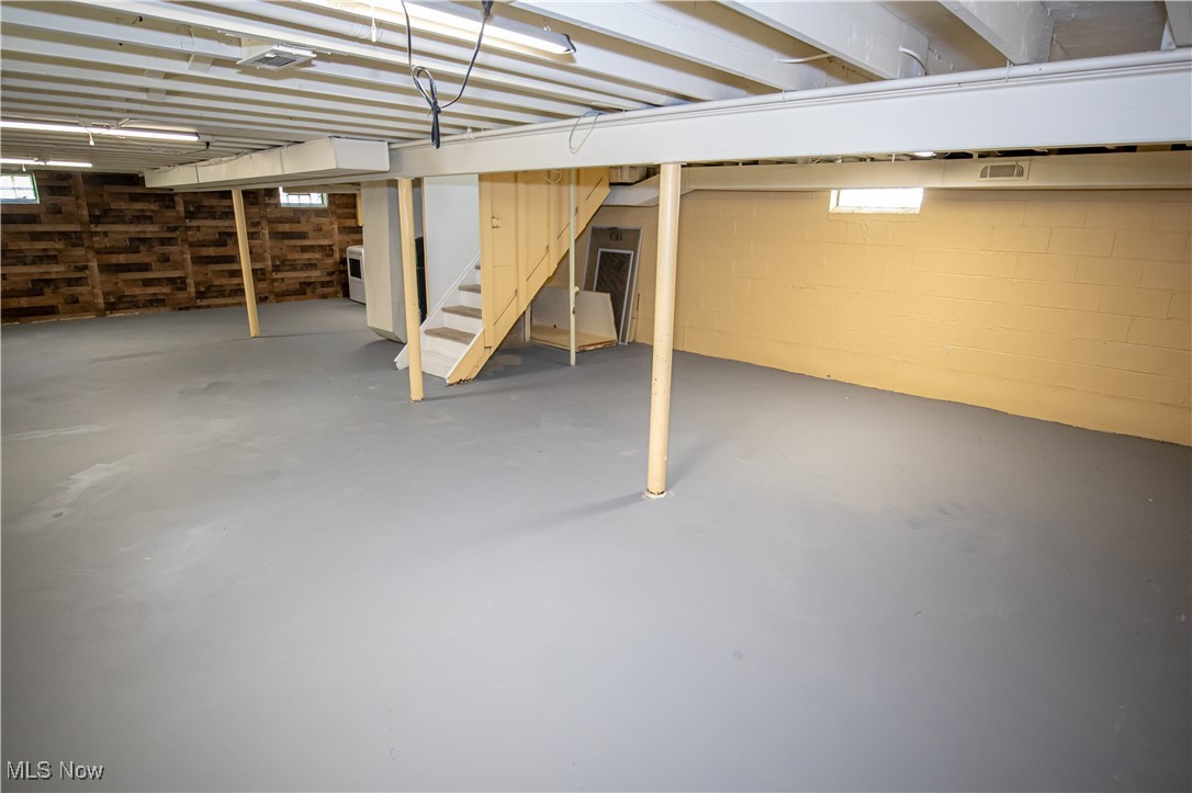 764 E 347th Street Eastlake OH 44095