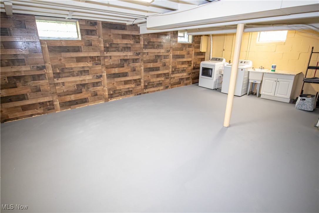 764 E 347th Street Eastlake OH 44095