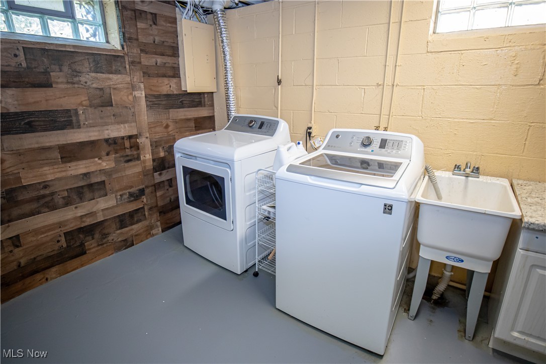 764 E 347th Street Eastlake OH 44095