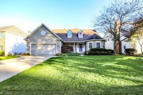 3015 Woodcrest Drive Fairlawn OH 44333