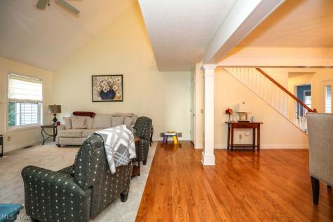 3015 Woodcrest Drive Fairlawn OH 44333