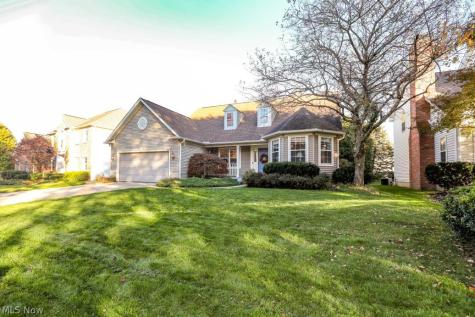 3015 Woodcrest Drive Fairlawn OH 44333
