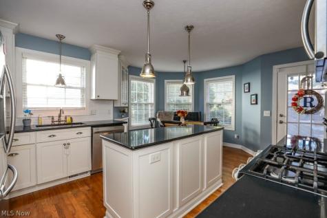 3015 Woodcrest Drive Fairlawn OH 44333