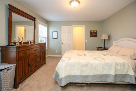 3015 Woodcrest Drive Fairlawn OH 44333