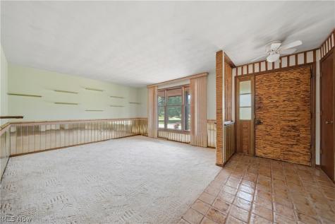 3064 Townsend Street NW Uniontown OH 44685