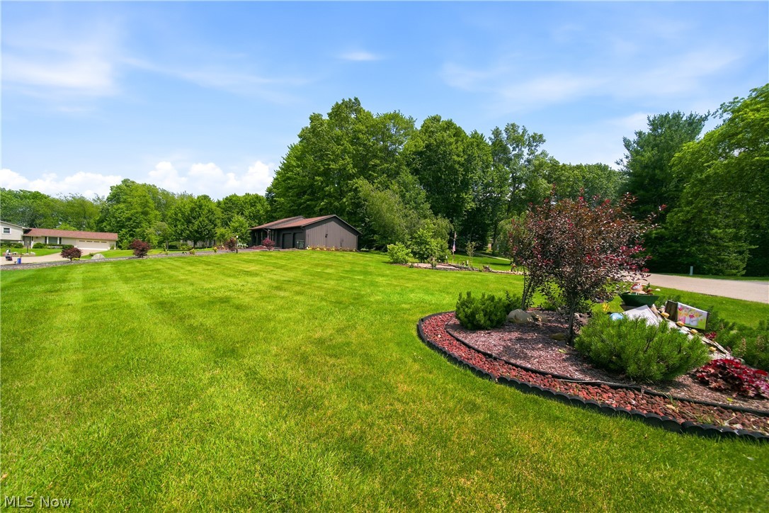 3064 Townsend Street NW Uniontown OH 44685