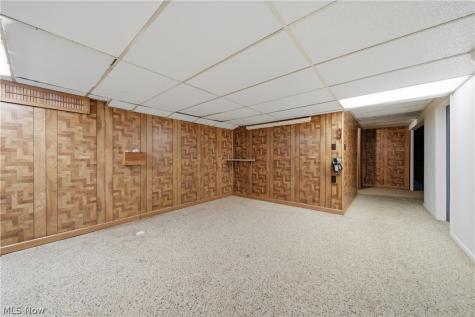 3064 Townsend Street NW Uniontown OH 44685