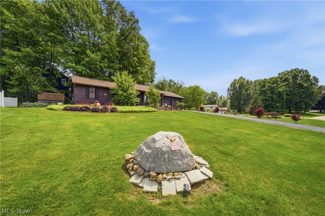 3064 Townsend Street NW Uniontown OH 44685