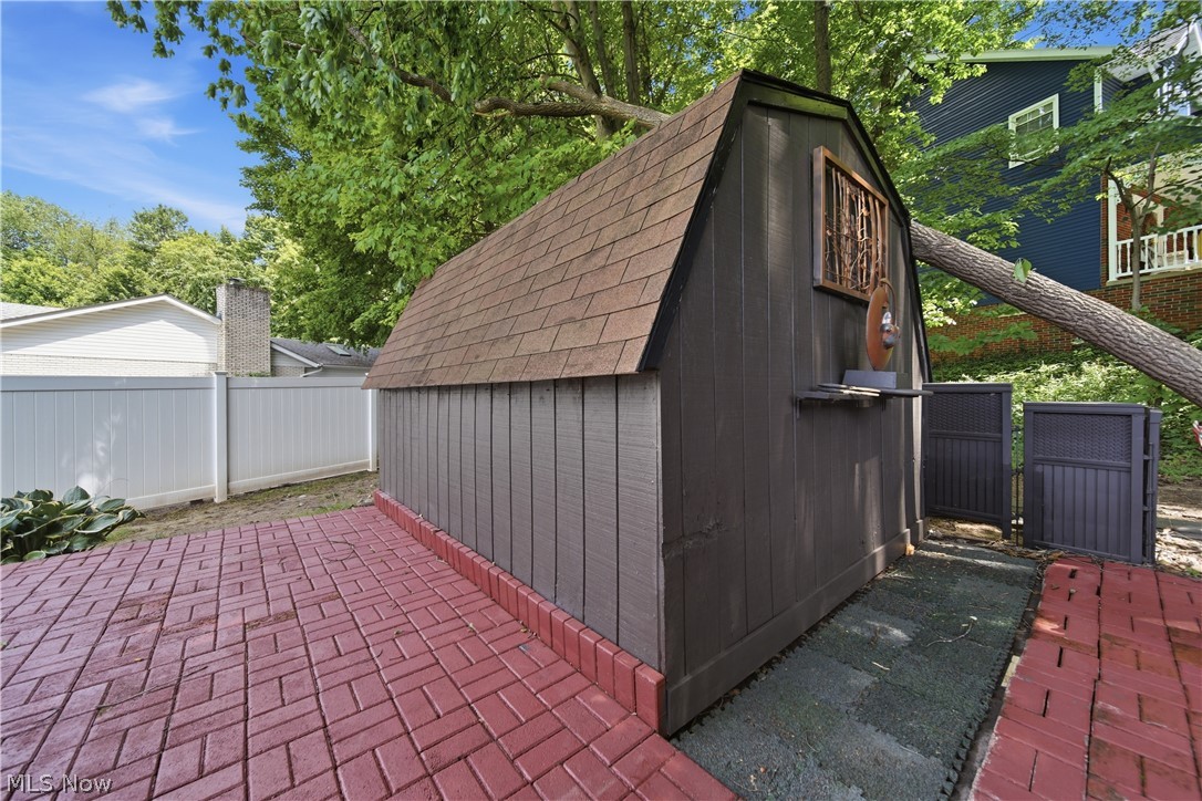 3064 Townsend Street NW Uniontown OH 44685
