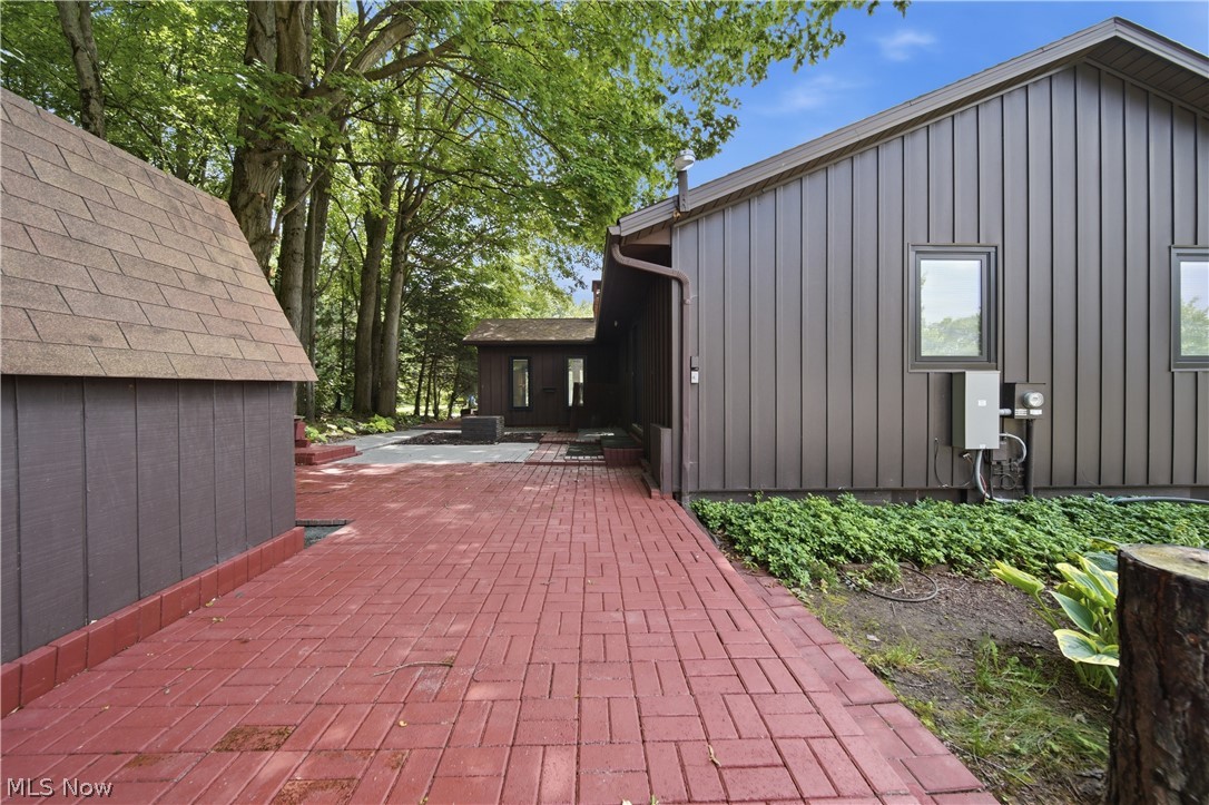 3064 Townsend Street NW Uniontown OH 44685