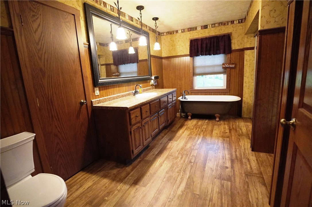 1071 Allgyer Road SE Gnadenhutten OH 44629