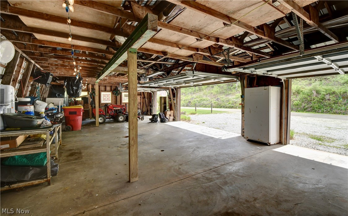 1071 Allgyer Road SE Gnadenhutten OH 44629