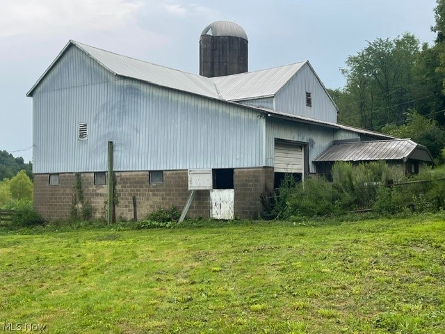 1071 Allgyer Road SE Gnadenhutten OH 44629