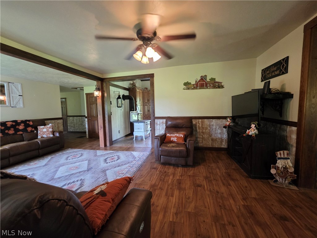 1071 Allgyer Road SE Gnadenhutten OH 44629
