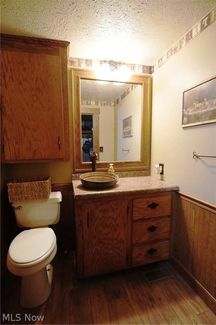 1071 Allgyer Road SE Gnadenhutten OH 44629
