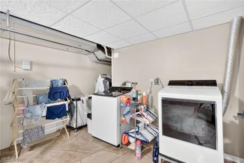 1210 Killian Road Akron OH 44312