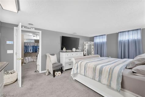 1210 Killian Road Akron OH 44312