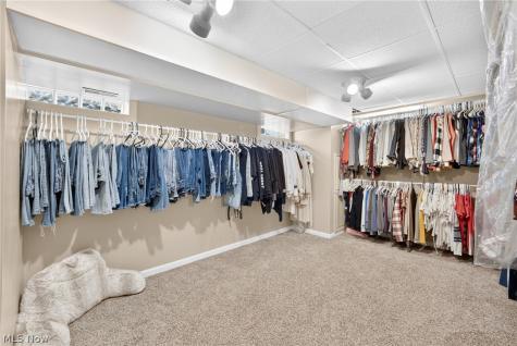 1210 Killian Road Akron OH 44312