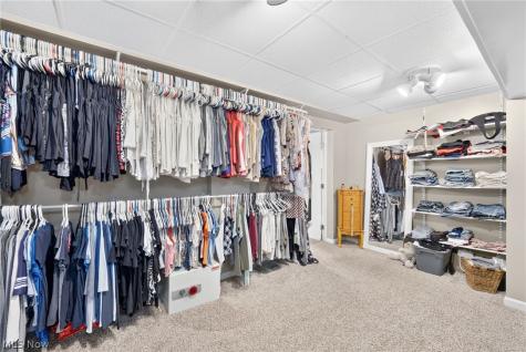 1210 Killian Road Akron OH 44312