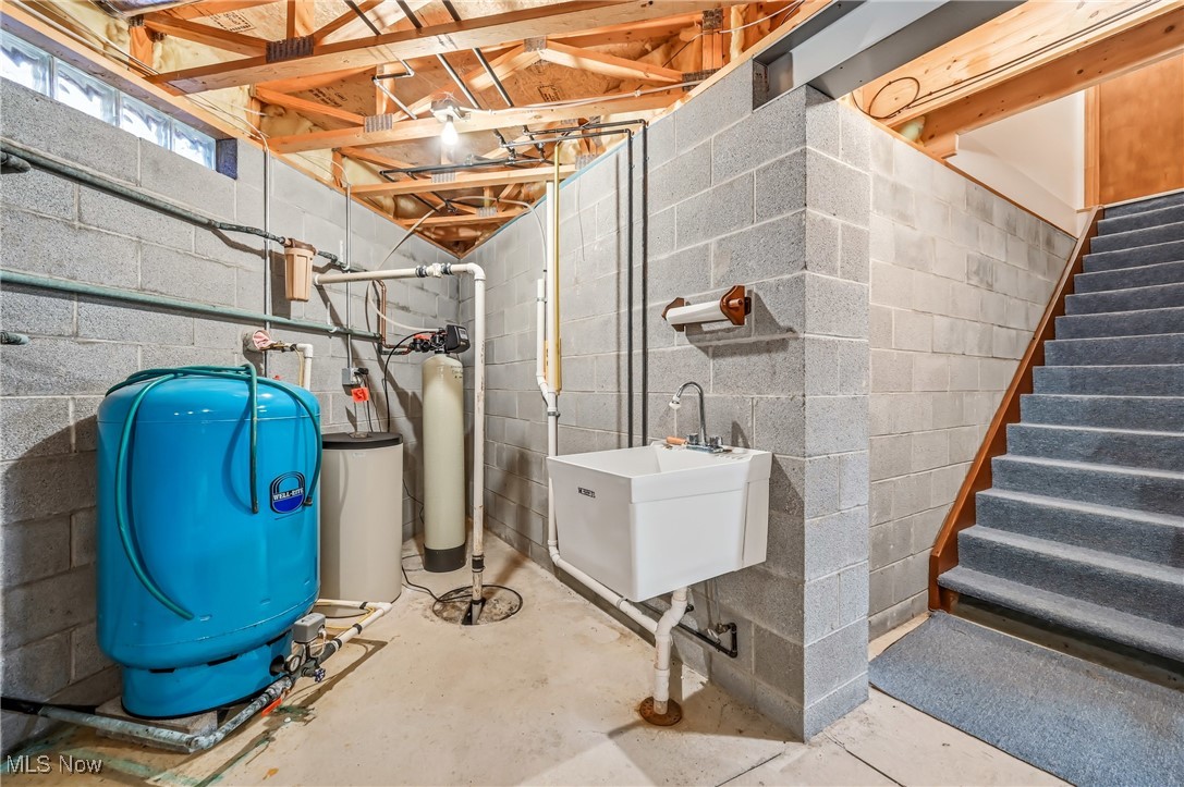 2342 Mccleary Jacoby Road Cortland OH 44410