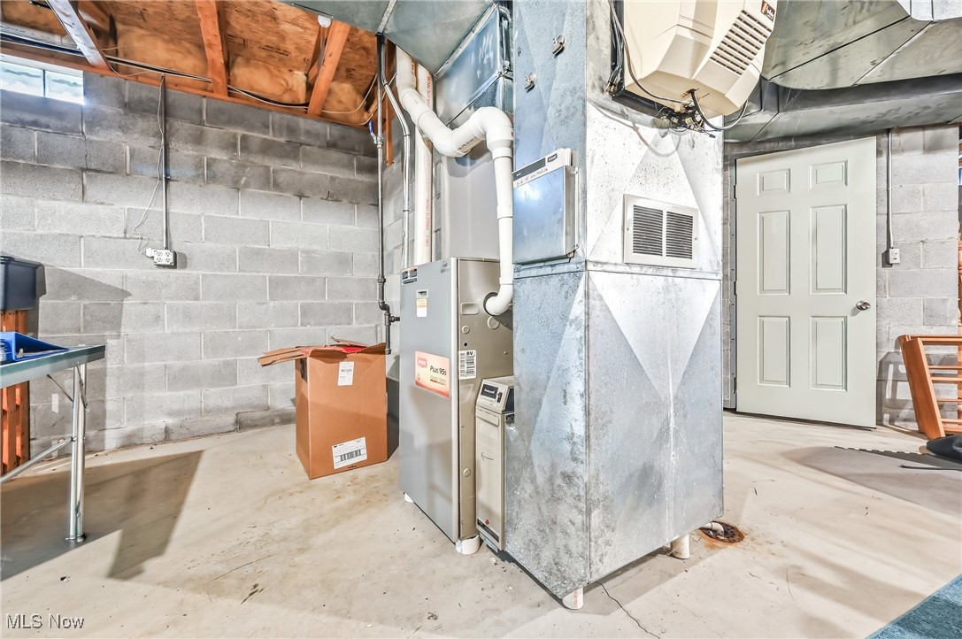 2342 Mccleary Jacoby Road Cortland OH 44410