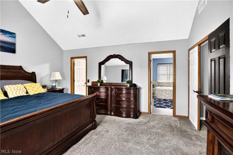 5503 Robert Court North Ridgeville OH 44039